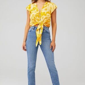 XIX Palms Women's Gold Coast Knot Top in Yellow Orange Floral Size XS